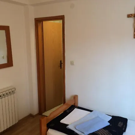 Pansion Iko Pehar Bijakovici
