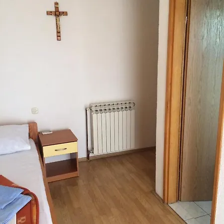 Pansion Iko Pehar Bijakovici