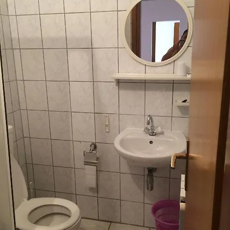 Gostinjska kuća Pansion Iko Pehar *