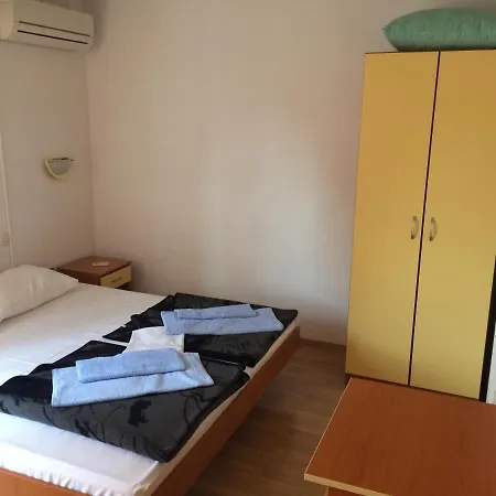 Gostinjska kuća Pansion Iko Pehar
